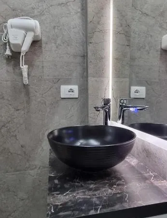 Platinum Apartmentsinnthebeach * Влёра