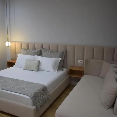 Platinum Apartmentsinnthebeach * Влёра