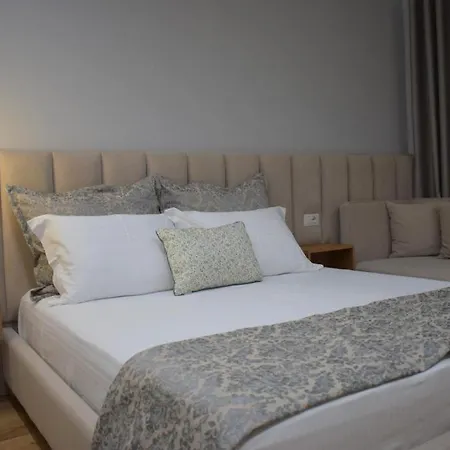 Platinum Apartmentsinnthebeach *