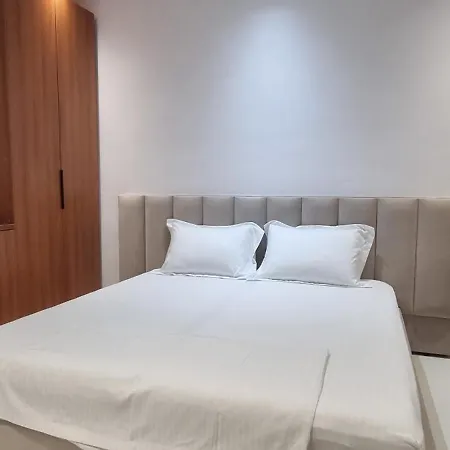 Platinum Apartmentsinnthebeach