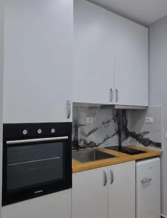 Platinum Apartmentsinnthebeach 게스트하우스 Vlorë